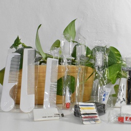 SET AFEITAR+CREMA AFEITAR 10 GRS. CAJA 500 UNID.